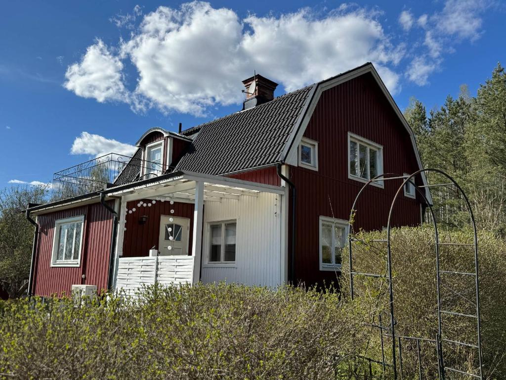 Hus Mio, Hultsfred