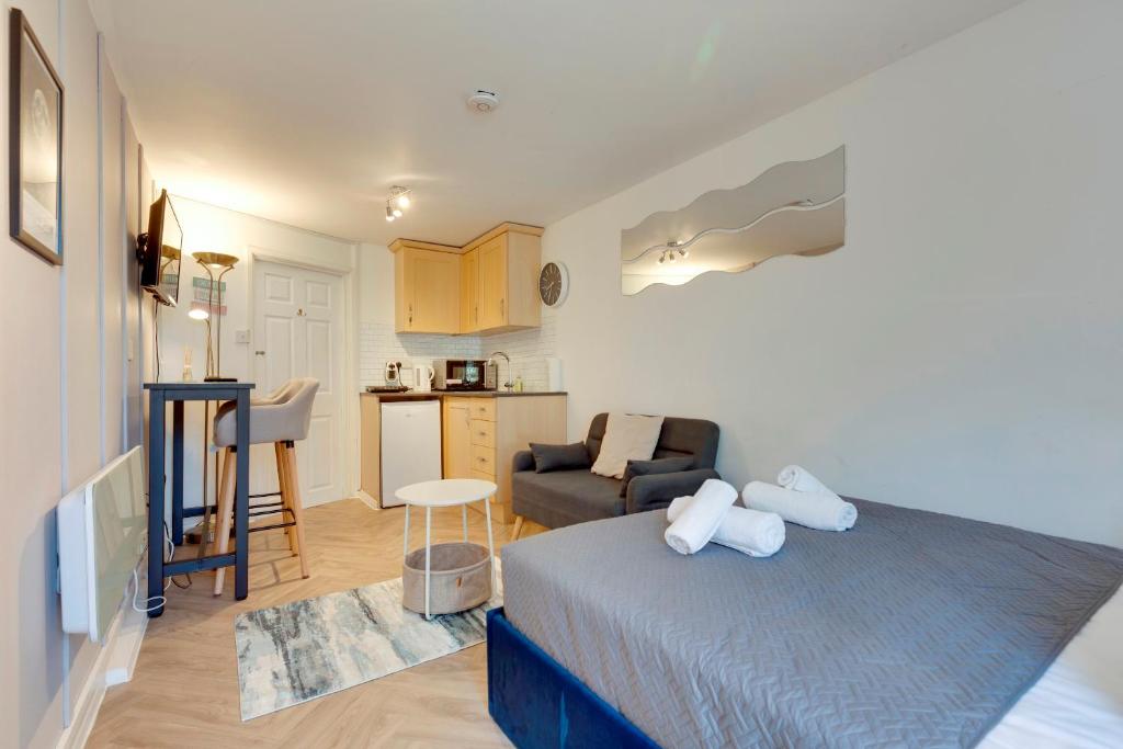 Pass the Keys Stylish and modern apartment, Cambridge