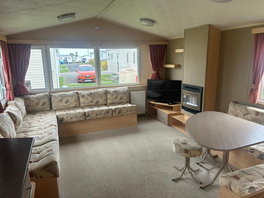 87 Elm Walk, Whitley Bay photo 6