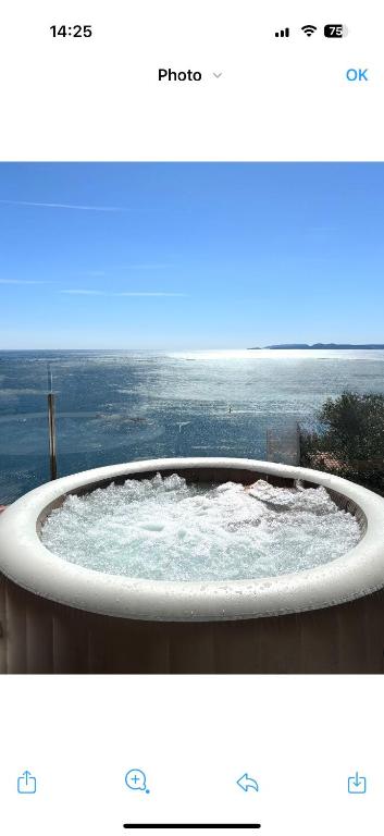 Villa à Canyelles, piscine et SPA à bulles privés , vue panoramique - 4