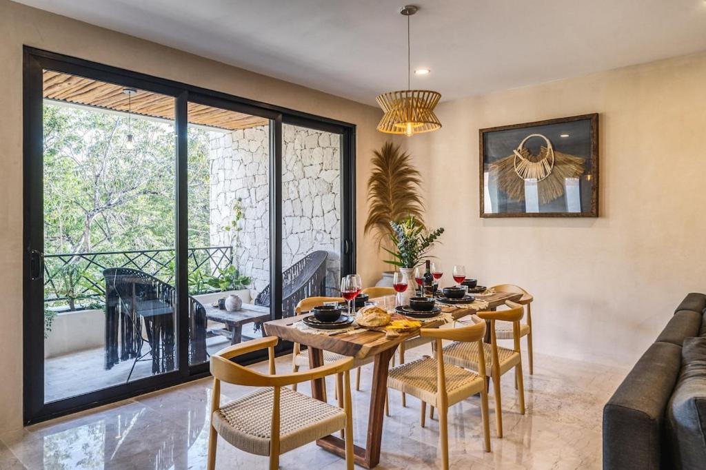 3 BR Penthouse with private Pool & Sunset Terrace - 3