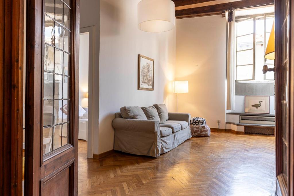 Ponte Vecchio Deluxe Apartment - 3