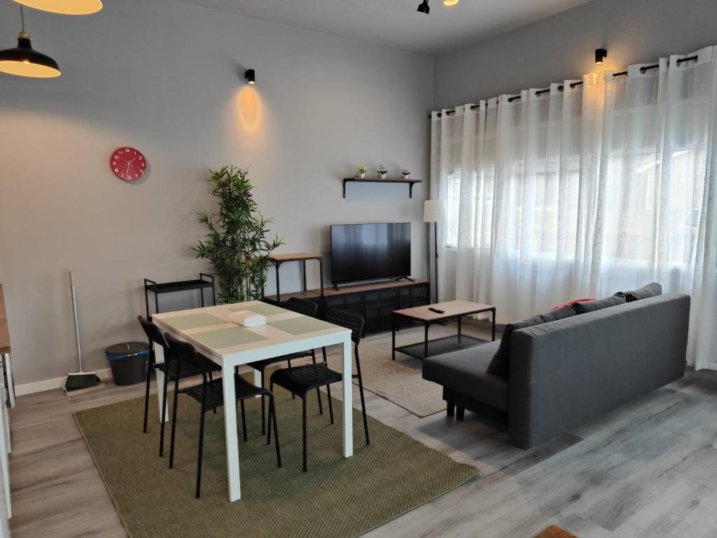 Lar de Yago - Apto Barreiros A, Barreiros