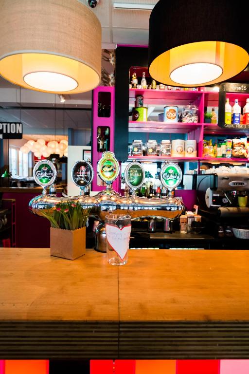 Pub/Lounge