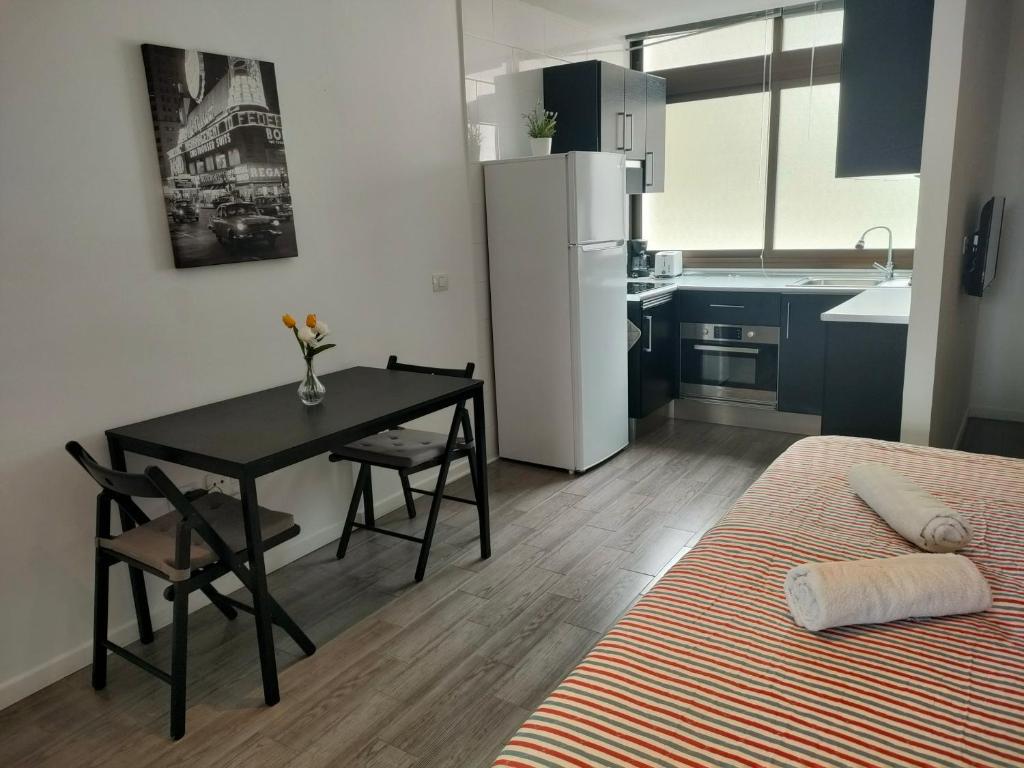 Sea loft with a huge bed - 4