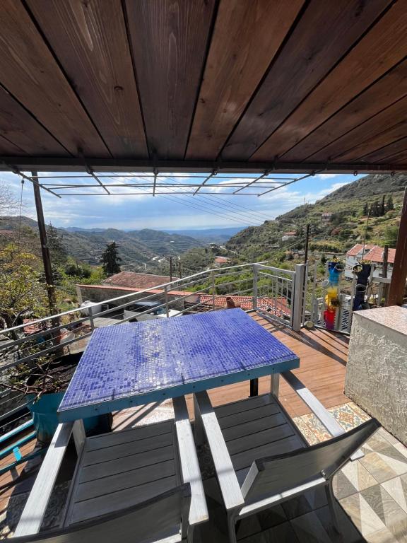 Odou Off-grid, Odhou