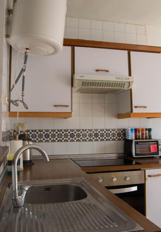 Apartment Los Locos Beach with Balcony and Wi-Fi - 5