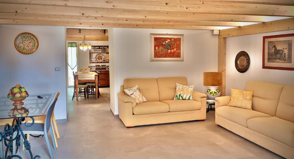 Le Mennule 26, Alliste