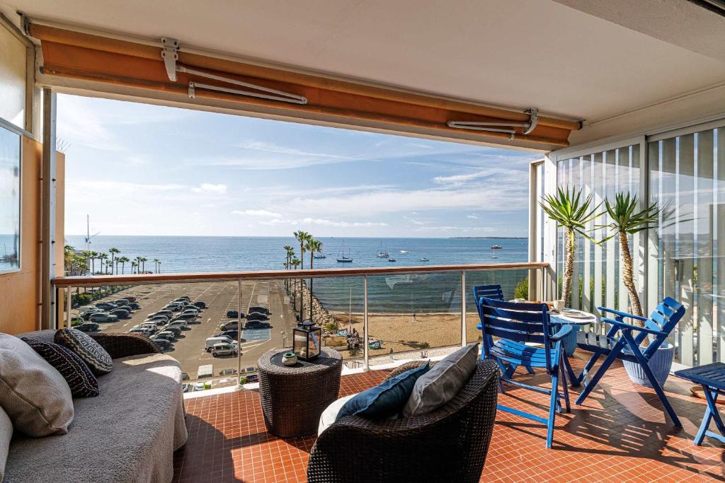 Emilie - panoramic sea views beach facing paradise - 2