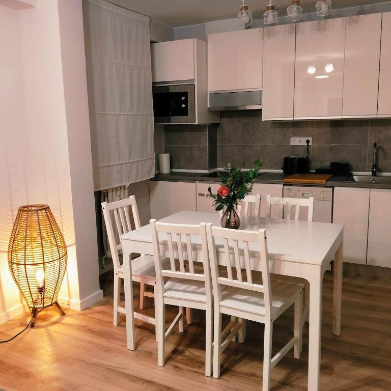 Quiet apartment near the Pilar - 1