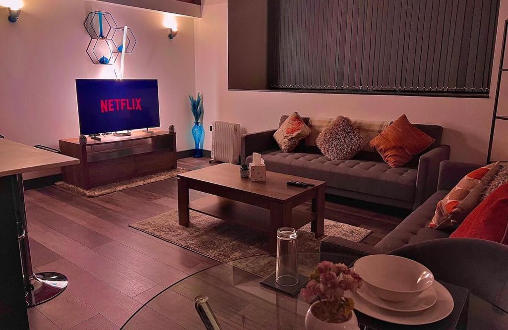 Rustic, Retreat, Central, 1BR, Midland