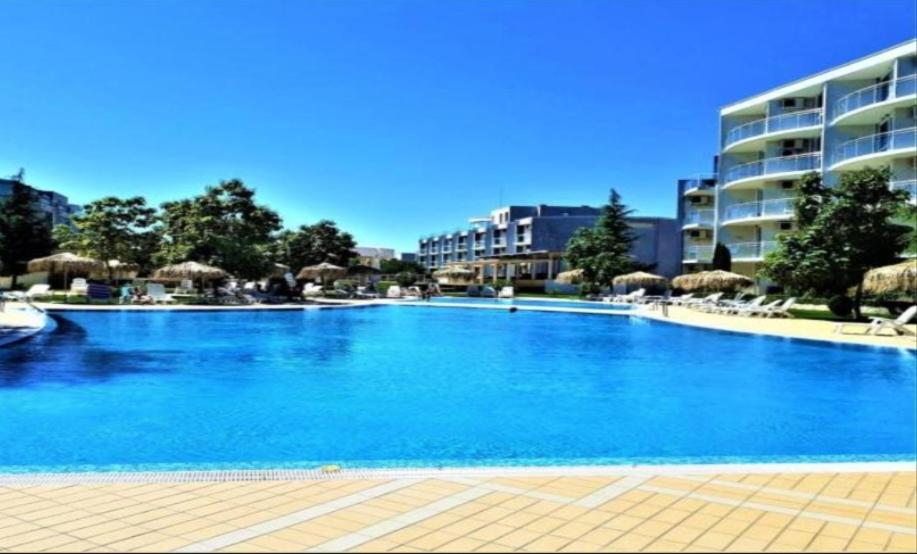 The Red Studio, Burgas