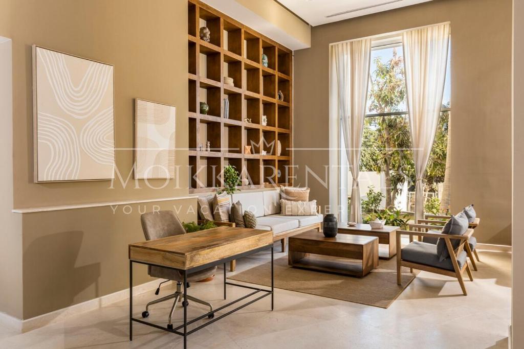 Wake Up to Waves – Beachfront 2BR Suite with Spectacular Views - 2