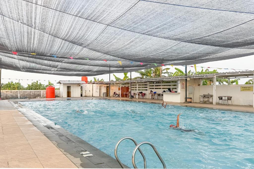 RedDoorz at Hotel Mewah PLTU Indramayu, Sumuradem