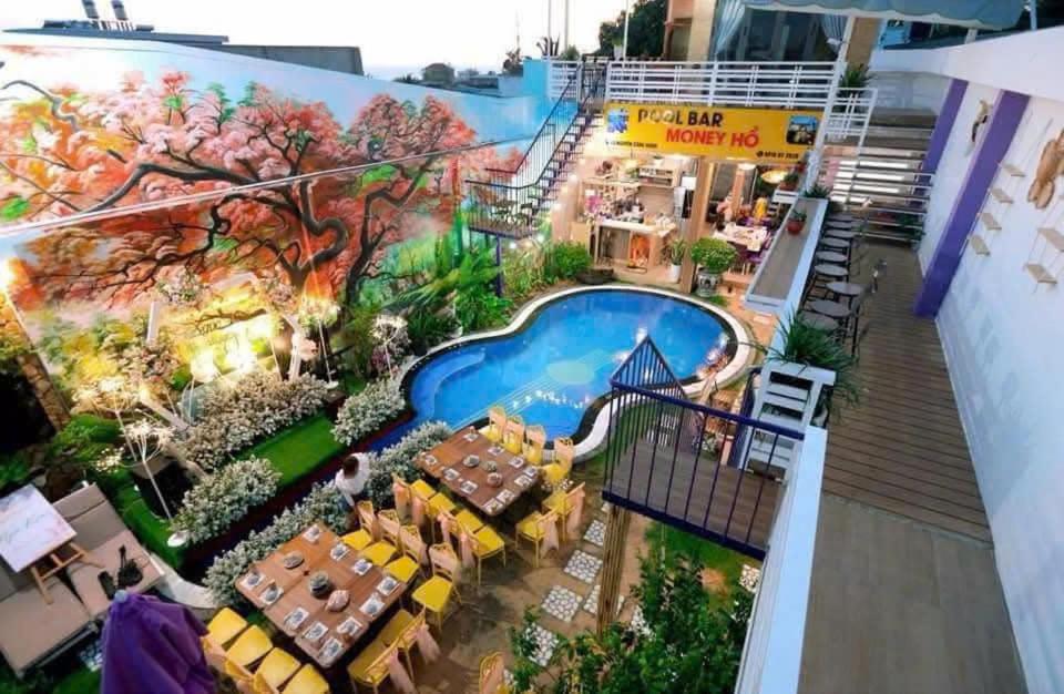 Như Nhà Của Mình, Ấp Khánh Phước (1)