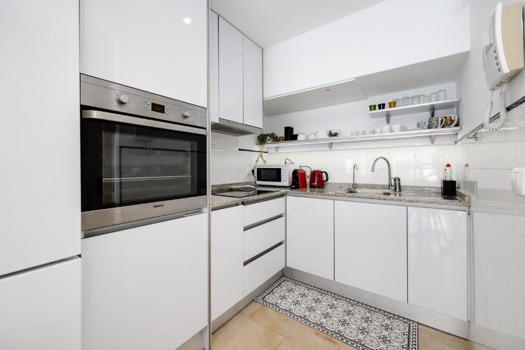 Sunny penthouse with terrace, Punta Prima - 3