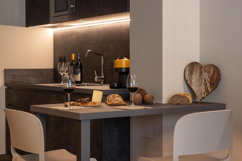 Lillaz Home - Apartments - 2