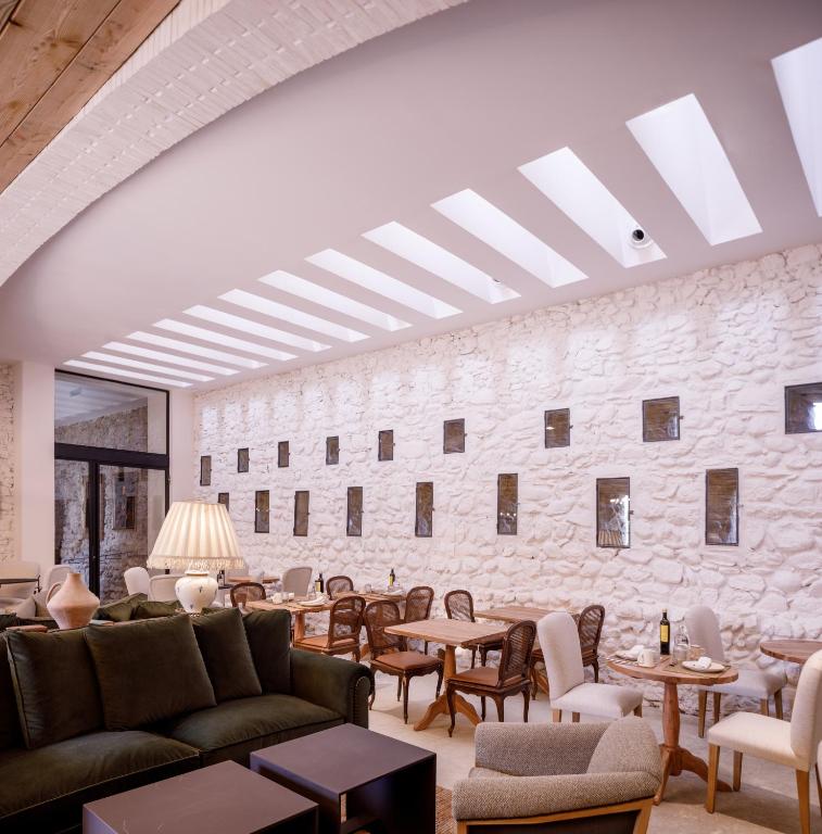 Hotel Castell de Vallgornera - 5