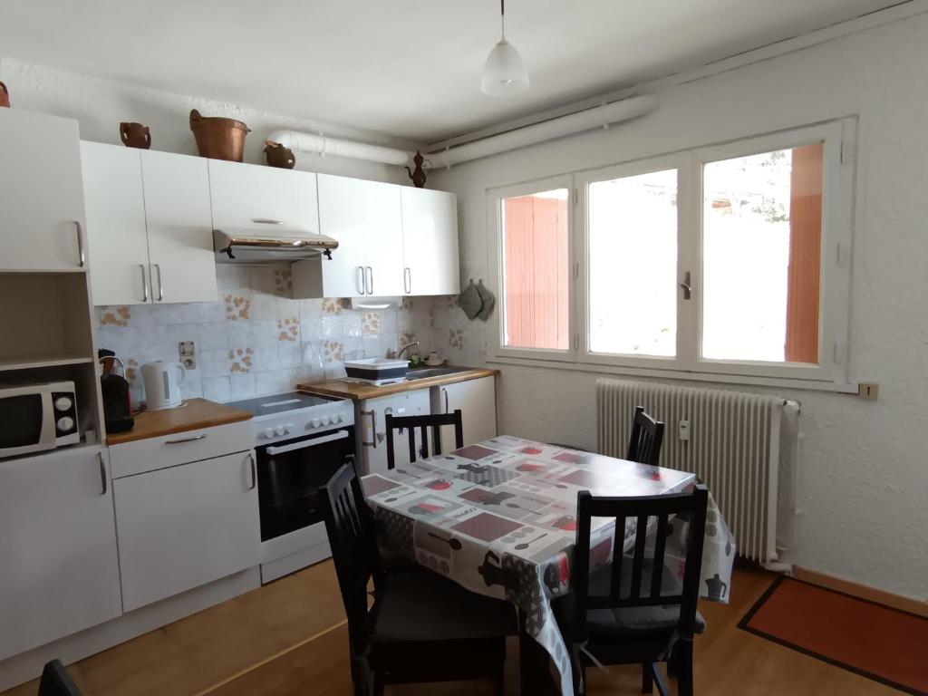 Appartement Calme 4 Pers avec Terrasse et Animaux Admis - FR-1-445-80 - 1
