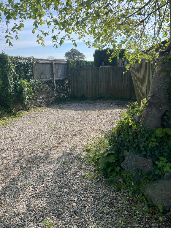 Gardeners Cottage, Mudford photo 6