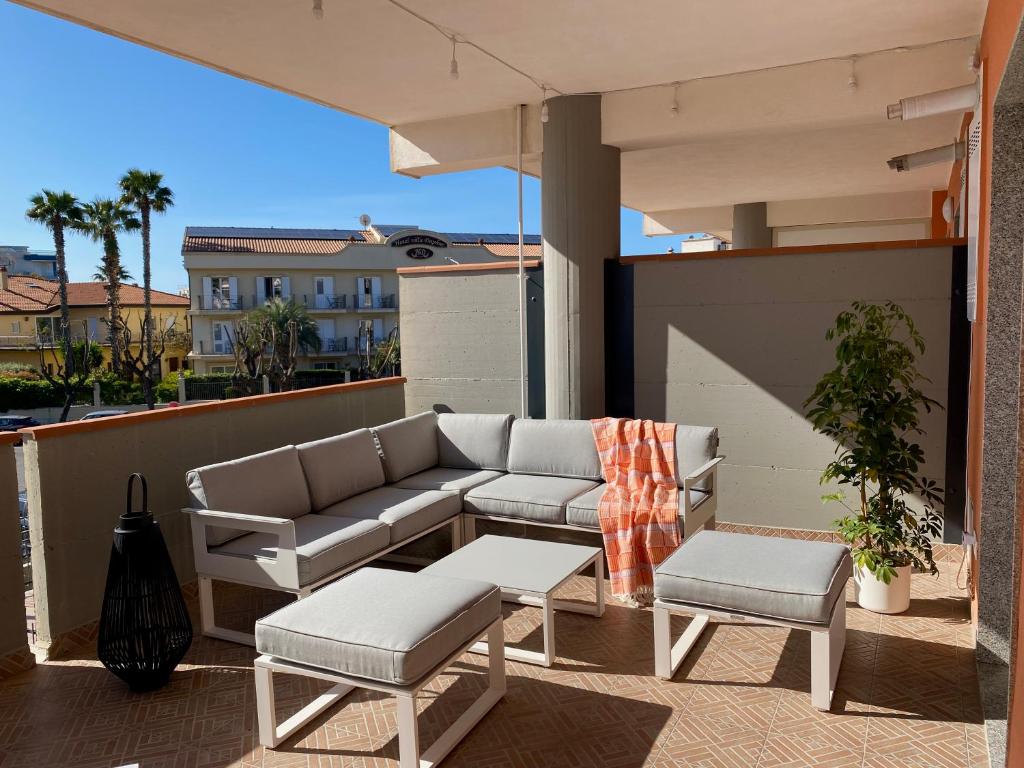 Naxos Aura, Giardini Naxos