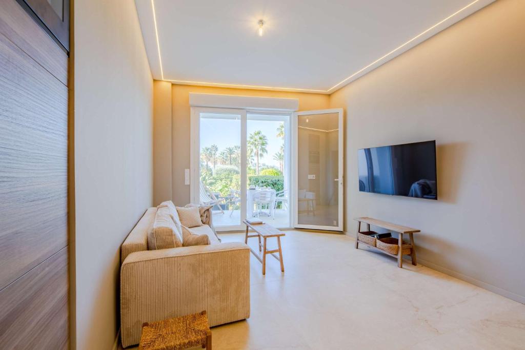 2 bedroom with terrace and garden view 2 min from beach - 5