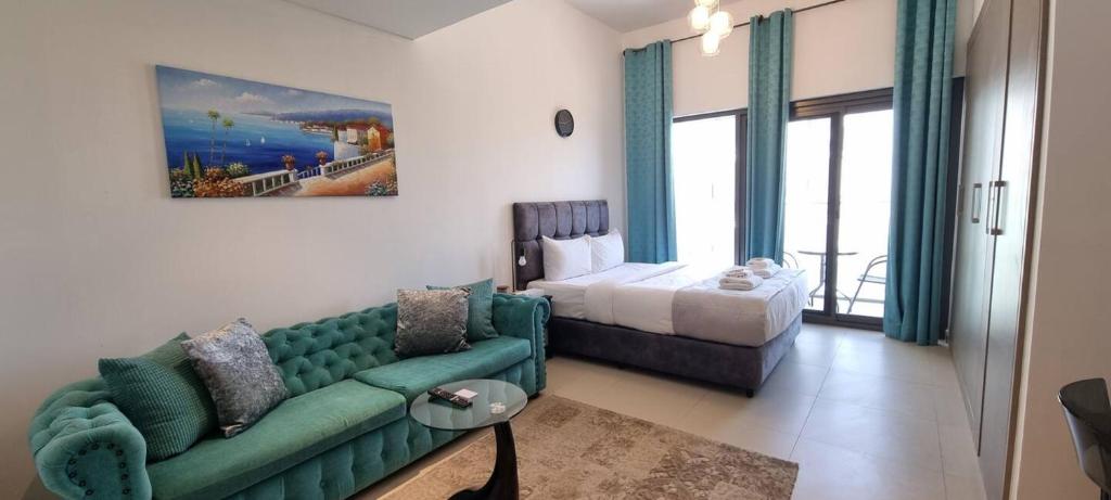 Cozy, Modern And Comfortable Studio Al Furjan, Dubaï