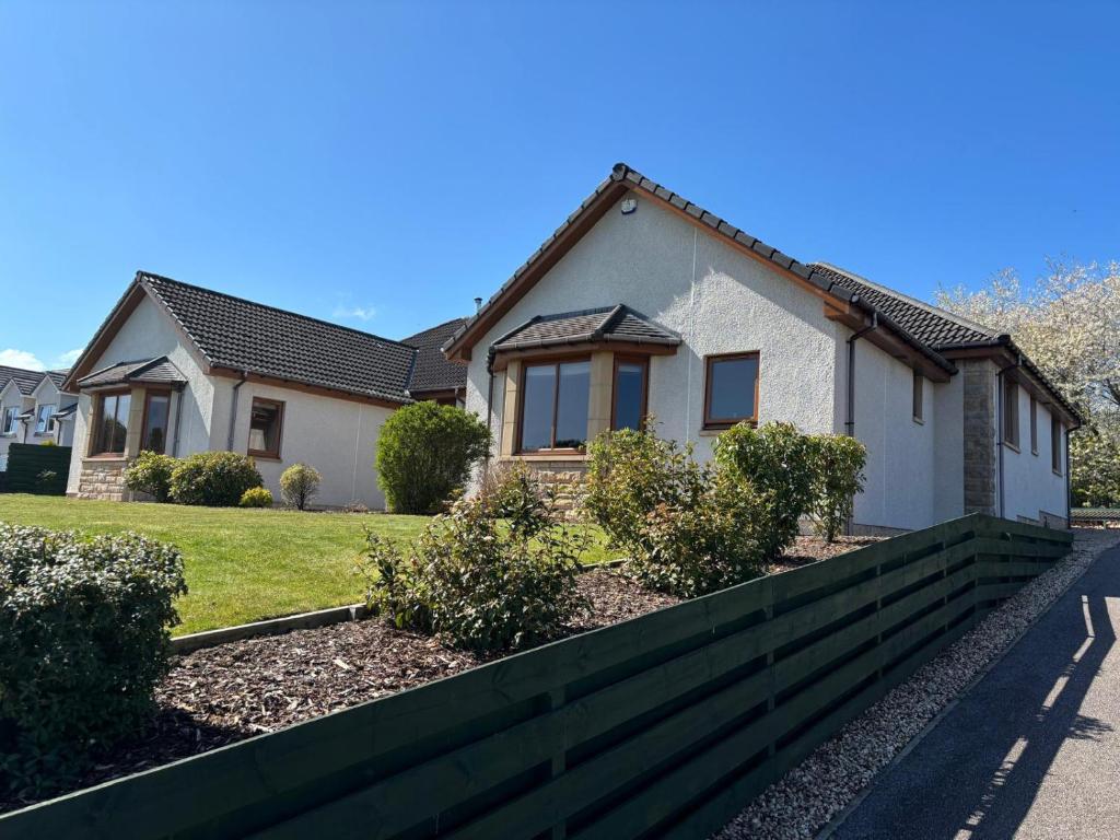 Danian B&B, Dingwall