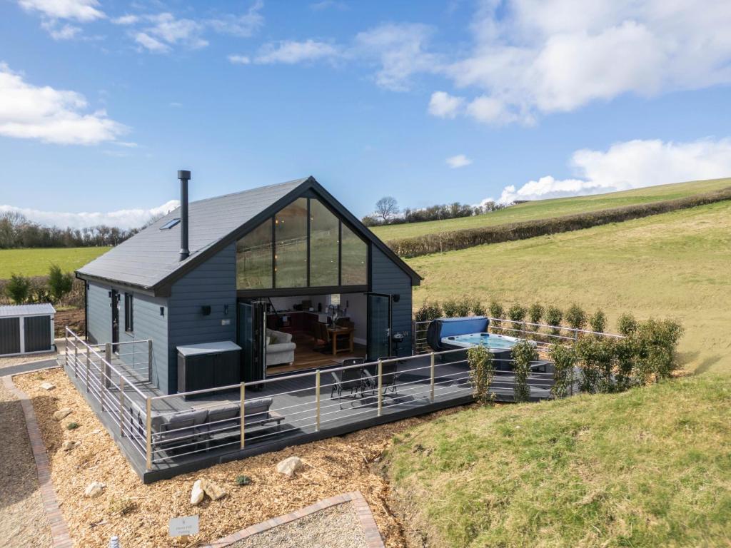 Hare's Hill, Pickering