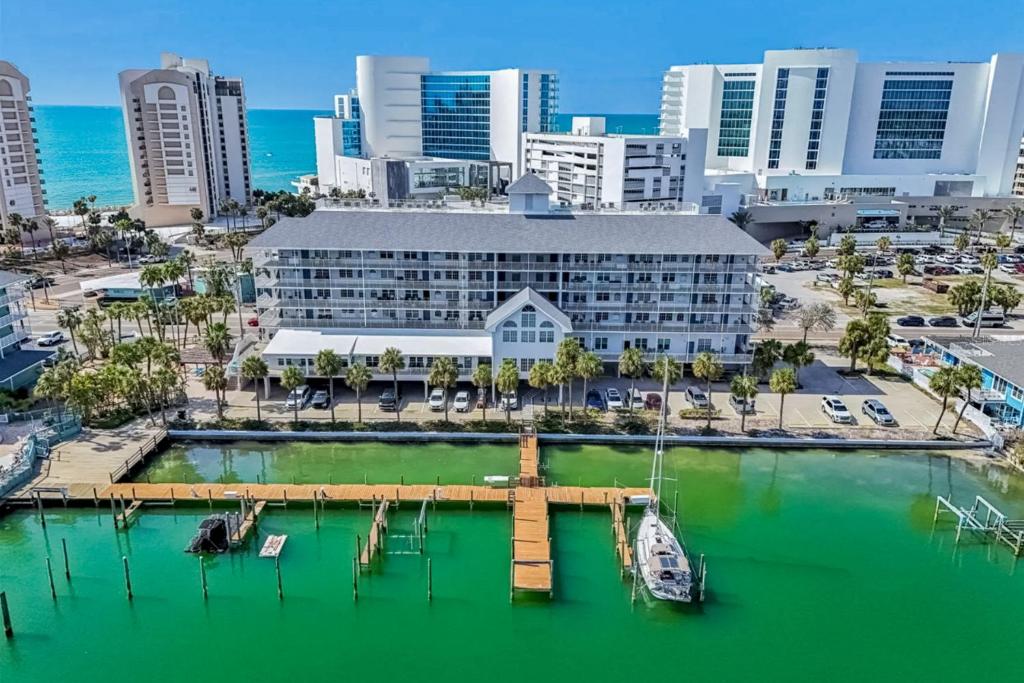 Schantzis on the Gulf, Clearwater Beach