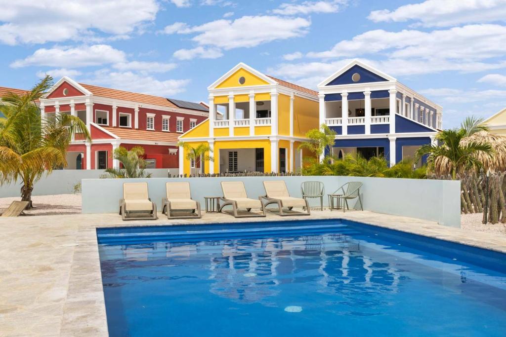 Kas Blou Blou with refreshing communal pool, Kralendijk