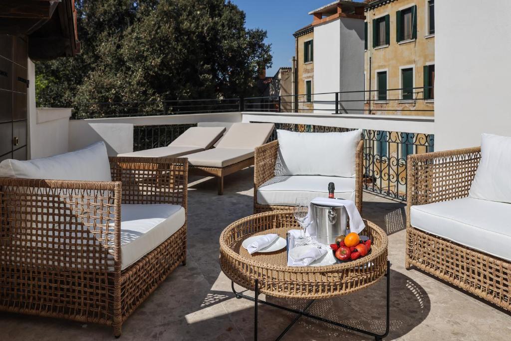 호텔 유니버소 이 노르 호텔 상세 정보