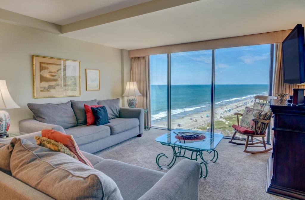 Home Comforts with Resort Amenities, Myrtle Beach