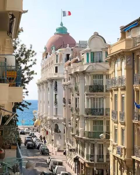 Superbe appartement, aperçu mer, Negresco-centre, Nice
