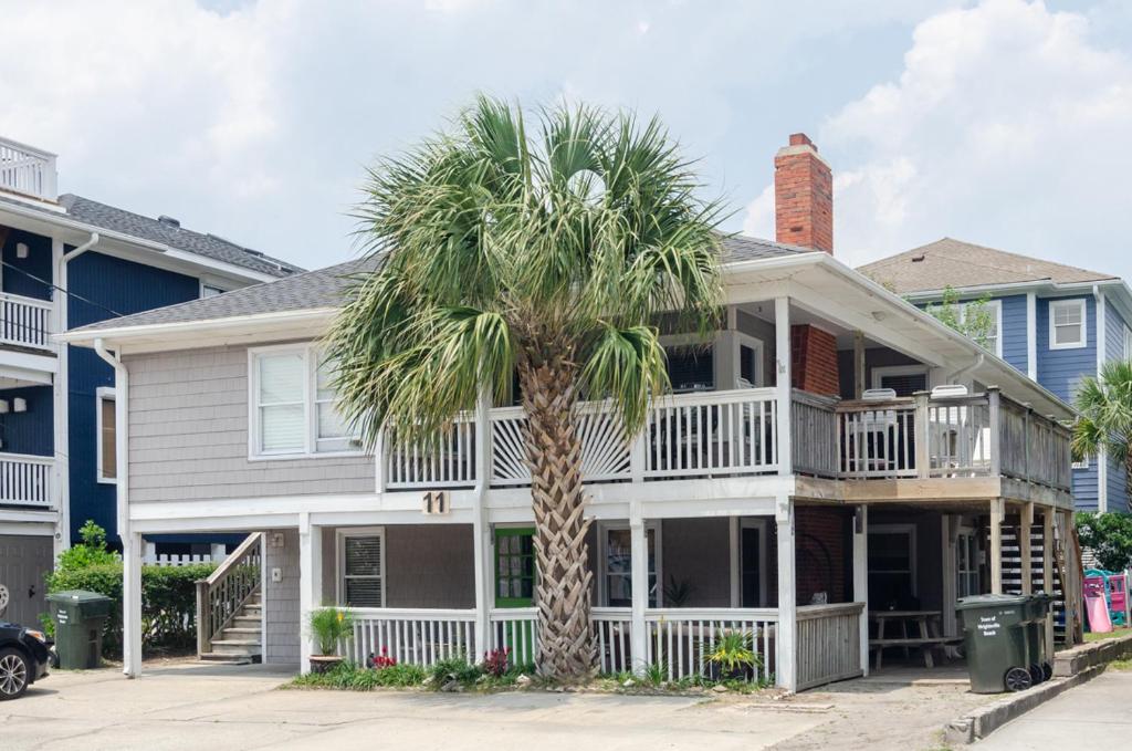 Williams Upper Unit by Bryant Real Estate, Wrightsville Beach