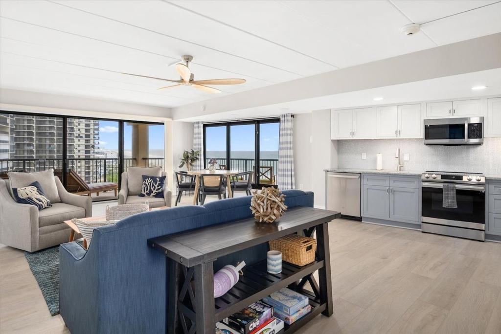 HPS 7J - Iridescent Waves, Ocean City