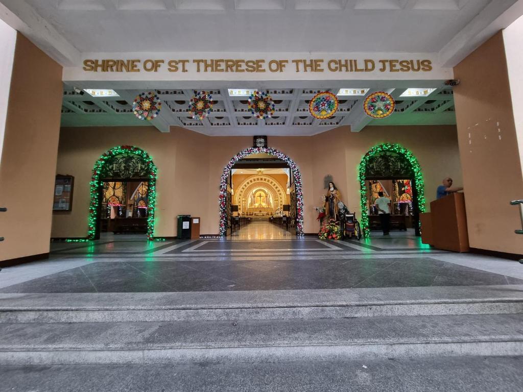 Palm Tree Studio Condo  at Manila Airport by Beth