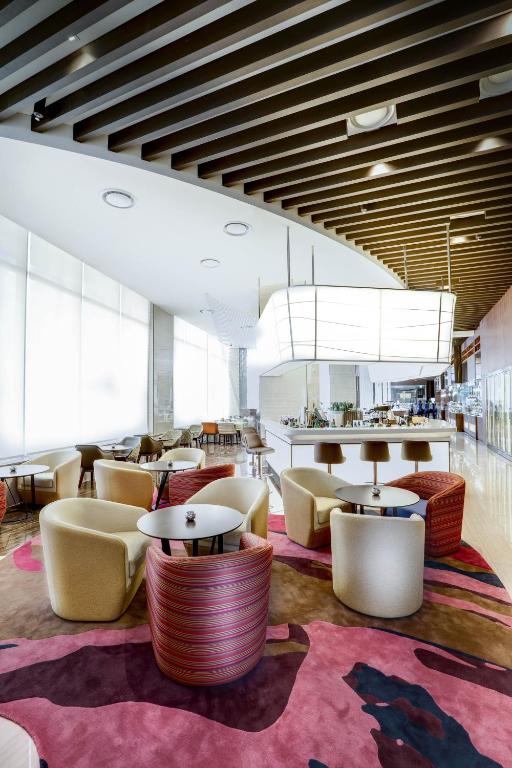酒吧/Lounge Bar