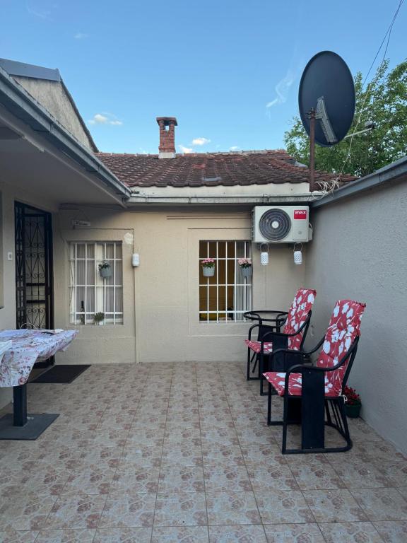 Old street 2, Podgorica