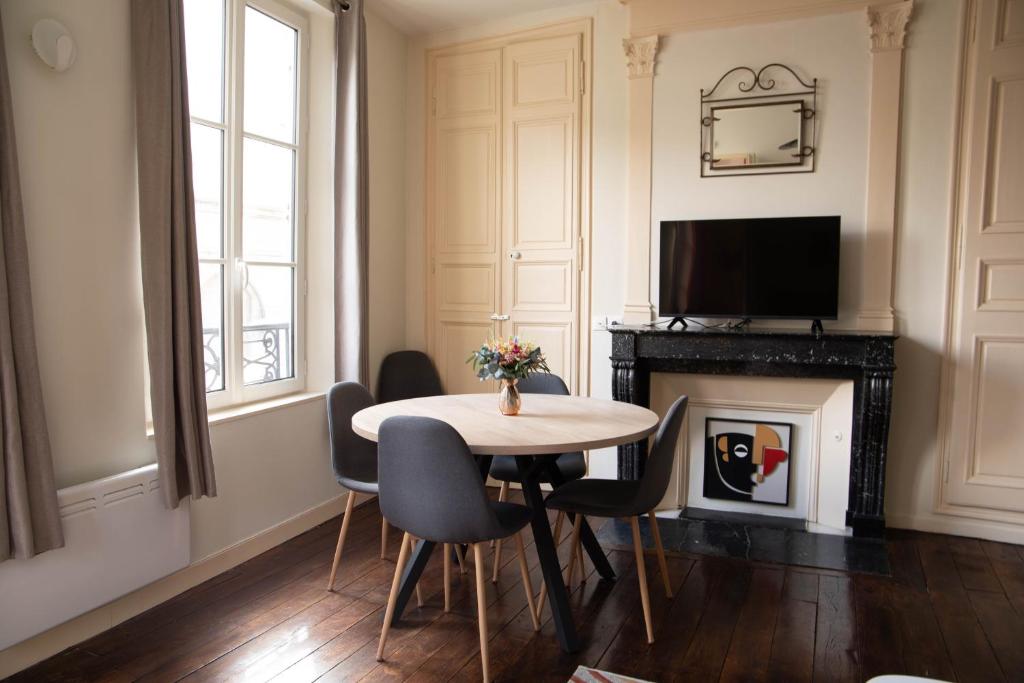 Cathedral Spark, Troyes