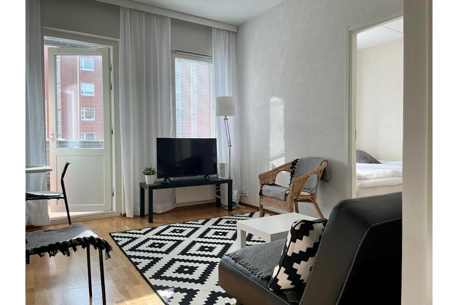 Kotikaksio Chevron, Lahti