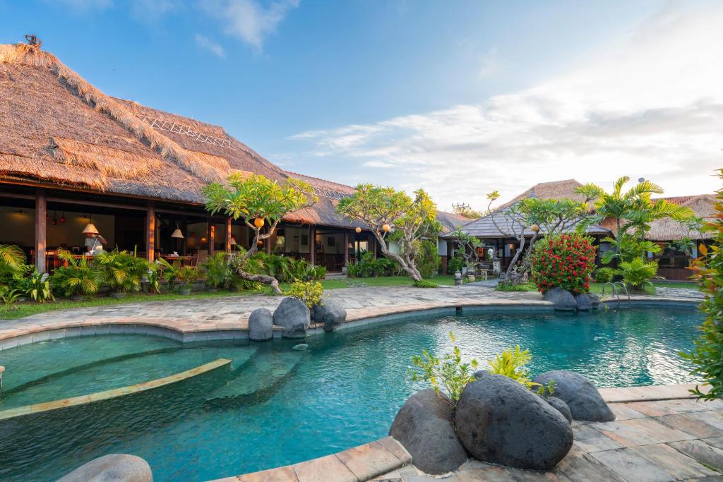 スイミングプール