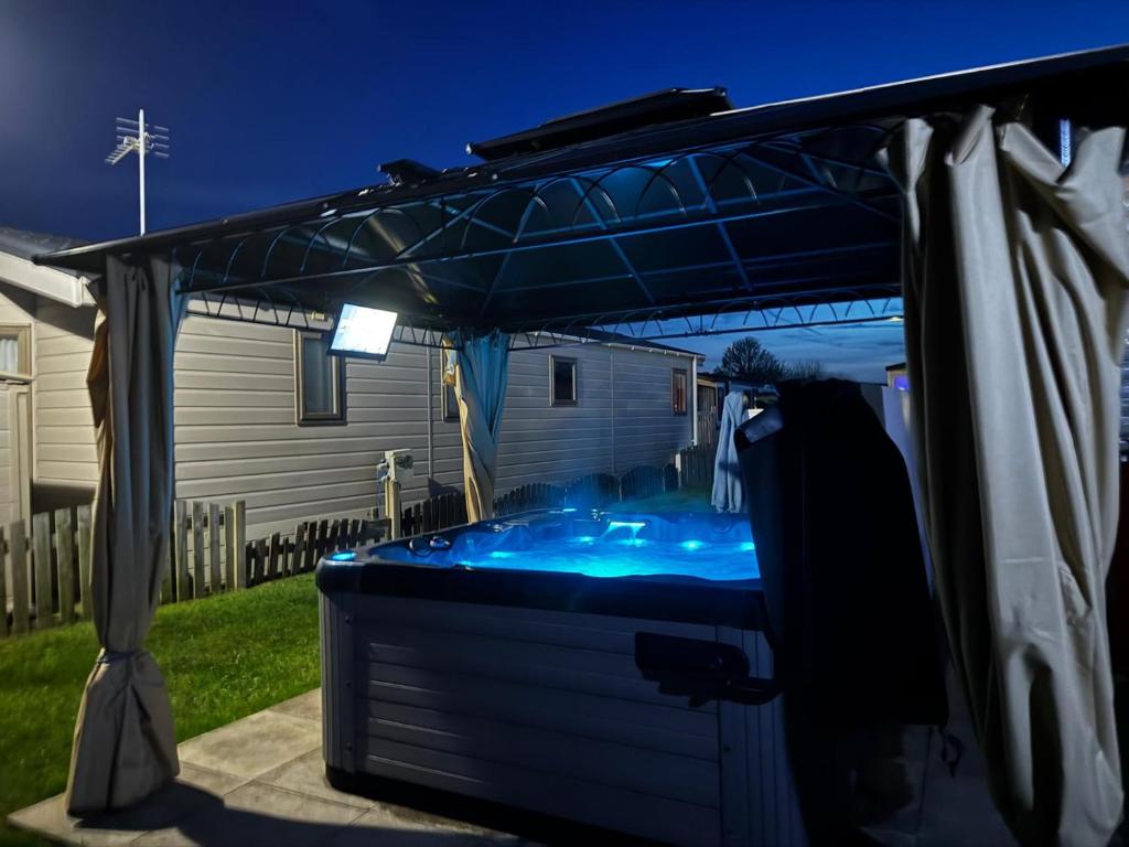 7 Park Lane Patrington Haven Leisure Park, Patrington - pet-friendly stay