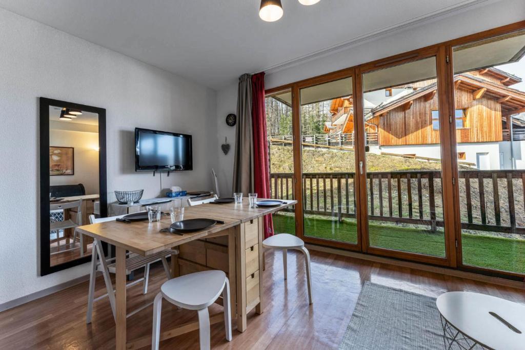 Résidence Les Terrasses Du Soleil D'or - Studio 4 personnes au coeur des Orres 1800 MAE-4581 - 2