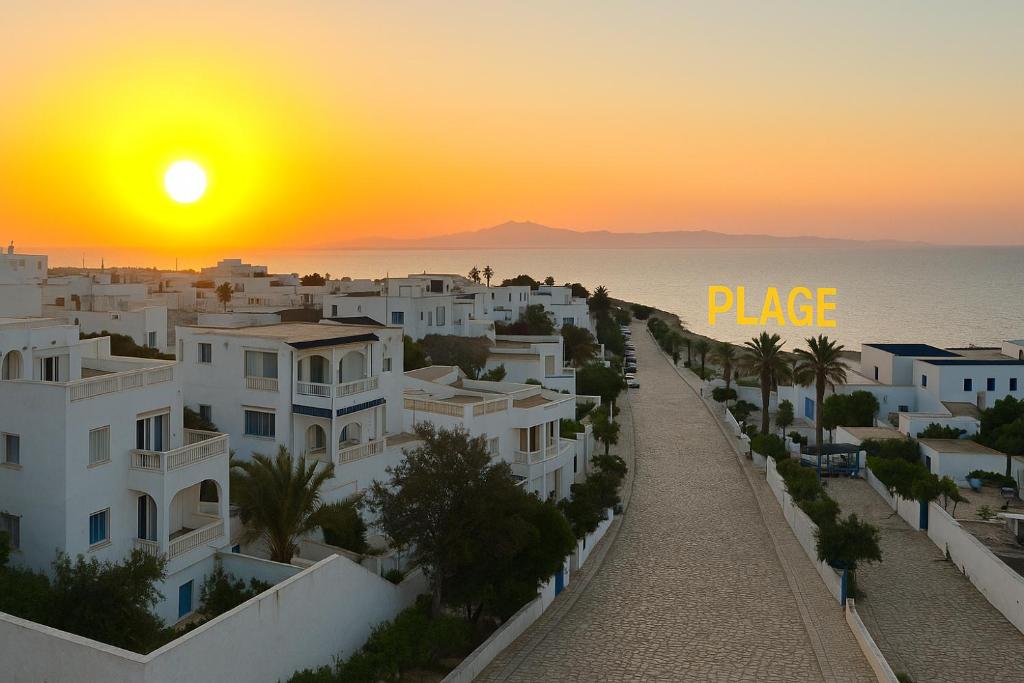 Duplex S3 de 300m2 avec vue panoramique sur la mer, Hergla