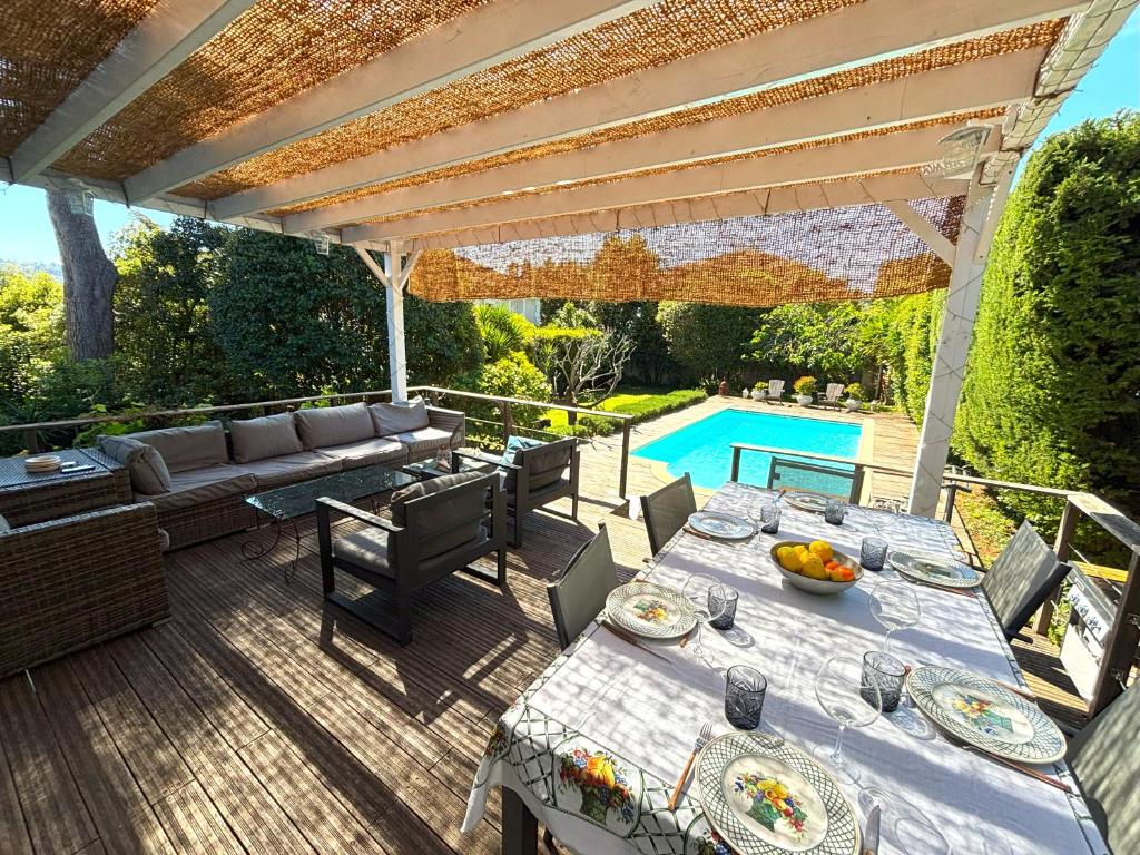 Cannes Villa Warm, Peaceful Retreat with Private Garden & Pool - 4