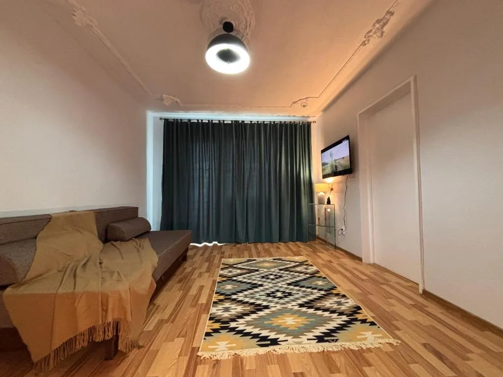 Rent Apartments Barlad 2, hotel v destinaci Bîrlad