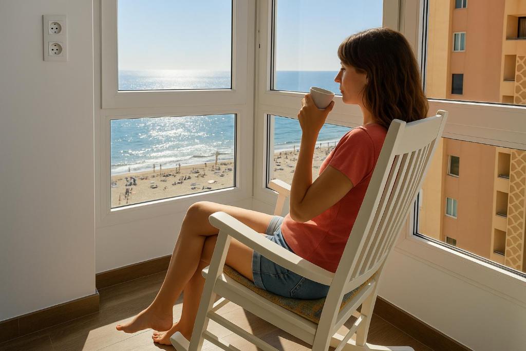 Skyline - Beach apartment with breathtaking views and more, Cádiz