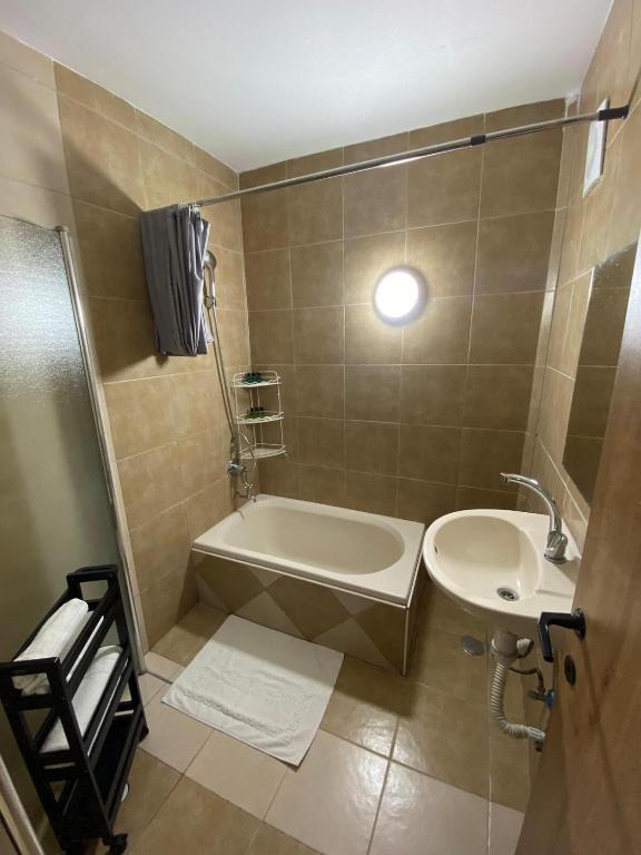 Ảnh 2