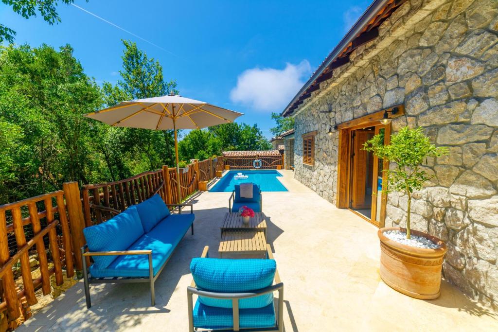 Carevic Resort & Villas - 5